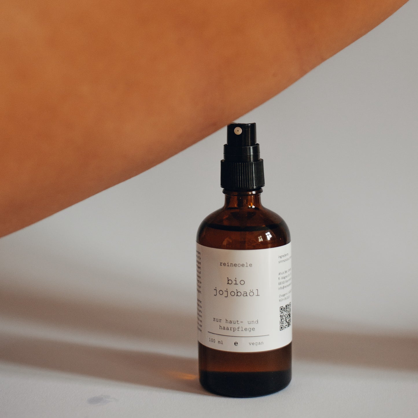Jojobaöl bio kaltgepresst - 100% rein - goldgelb - vegan - 100 ml Glasflasche - reineoele